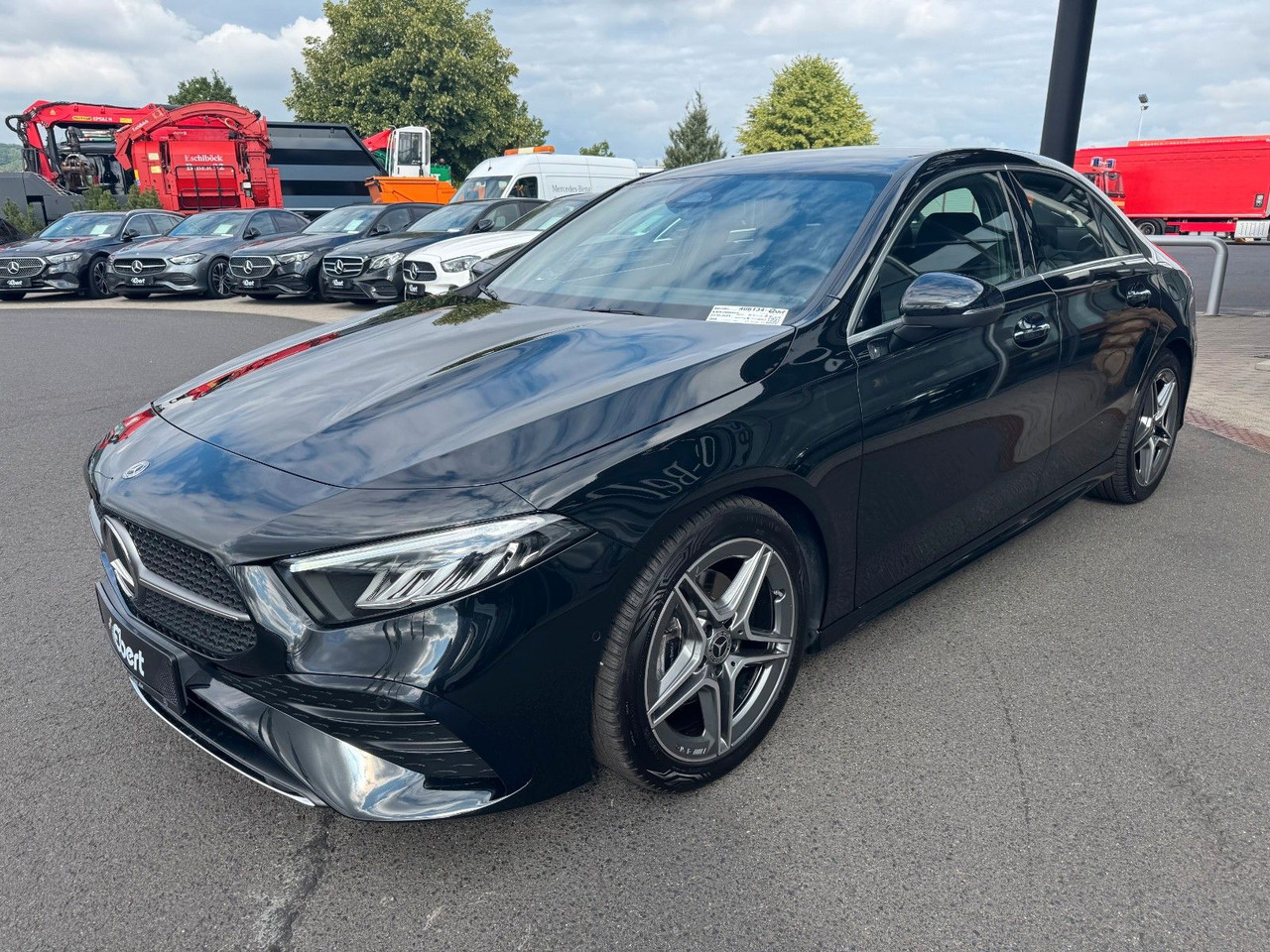 Mercedes-Benz A 200 Limo AMG+Ambiente+RKamera+Keyless+uvm. - Berline: photos 2 Mercedes-Benz A 200 Limo AMG+Ambiente+RKamera+Keyless+uvm. - Berline: photos 2