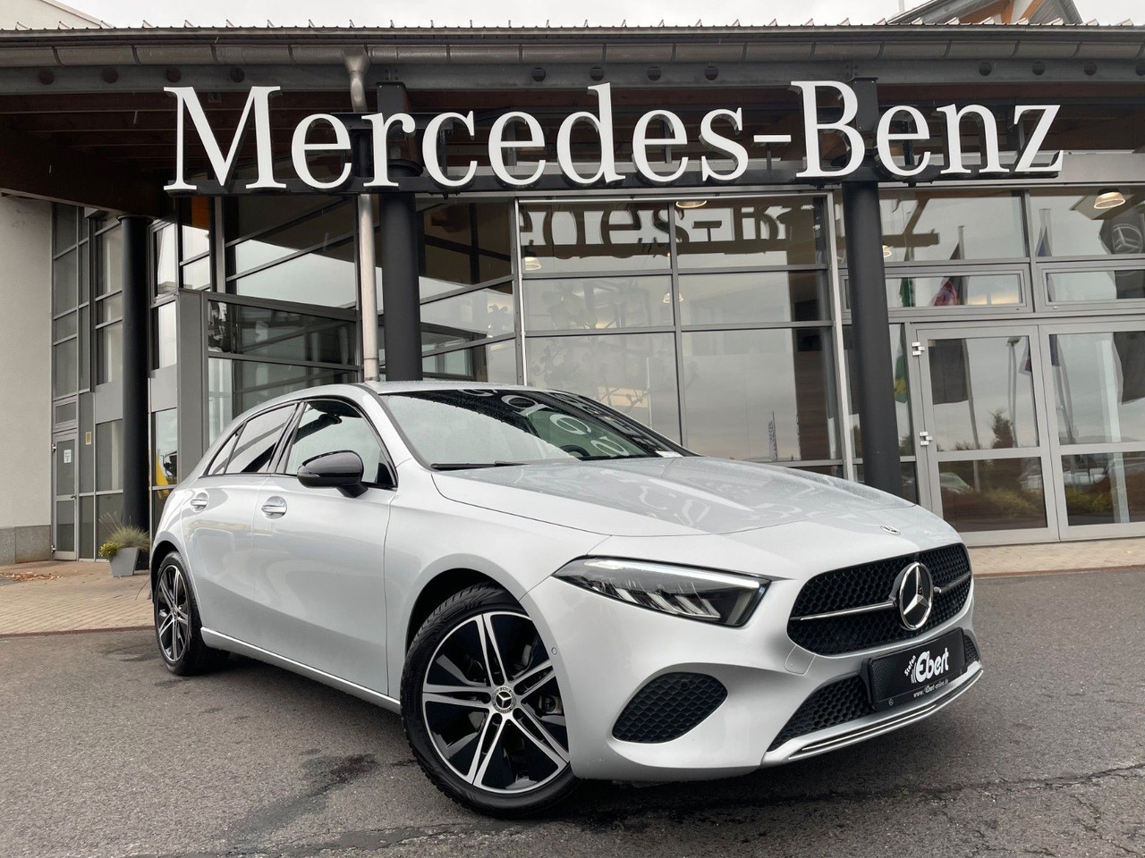 Mercedes-Benz A 200 Progressive Ambiente+R-Kamera+ - Berline: photos 1 Mercedes-Benz A 200 Progressive Ambiente+R-Kamera+ - Berline: photos 1