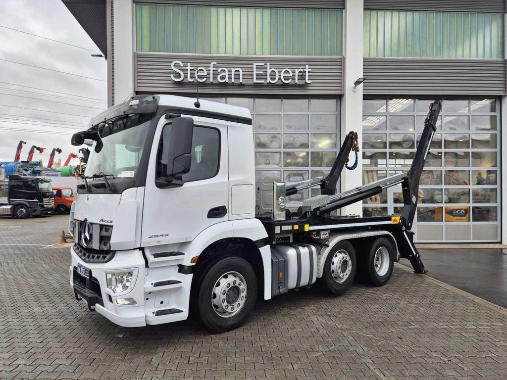 Mercedes-Benz Arocs 2543 L 6x2/4 Hiab TS 2018 TAZ Funk - Camion multibenne: photos 1 Mercedes-Benz Arocs 2543 L 6x2/4 Hiab TS 2018 TAZ Funk - Camion multibenne: photos 1