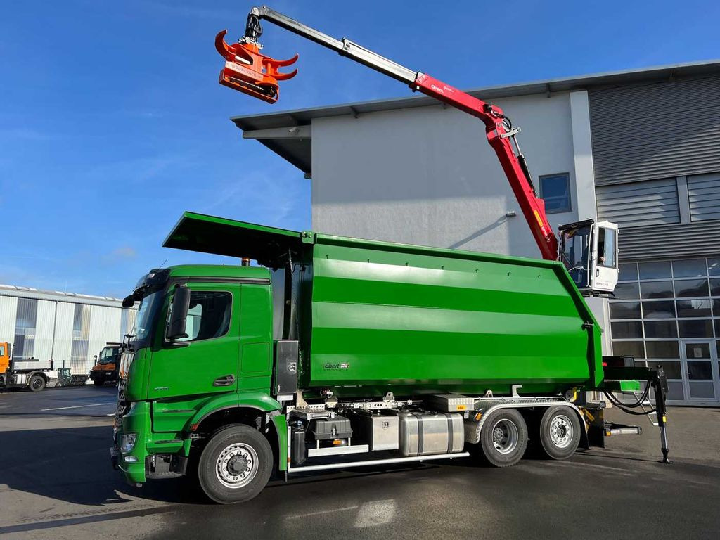 Mercedes-Benz Arocs 2751 6x2 HAD / Abroller EBERT Fällbox Q150 - Camion ampliroll: photos 1 Mercedes-Benz Arocs 2751 6x2 HAD / Abroller EBERT Fällbox Q150 - Camion ampliroll: photos 1