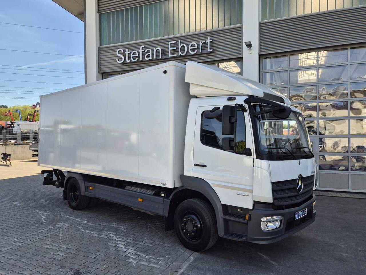 Mercedes-Benz Atego 1524 L Klima Standheizung LBW 1.500kg - Camion fourgon: photos 2 Mercedes-Benz Atego 1524 L Klima Standheizung LBW 1.500kg - Camion fourgon: photos 2