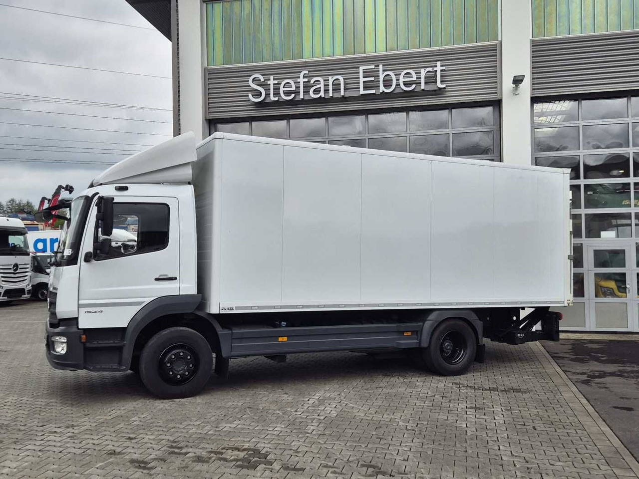 Mercedes-Benz Atego 1524 L LBW 1.500kg Klima Standheizung - Camion fourgon: photos 5 Mercedes-Benz Atego 1524 L LBW 1.500kg Klima Standheizung - Camion fourgon: photos 5