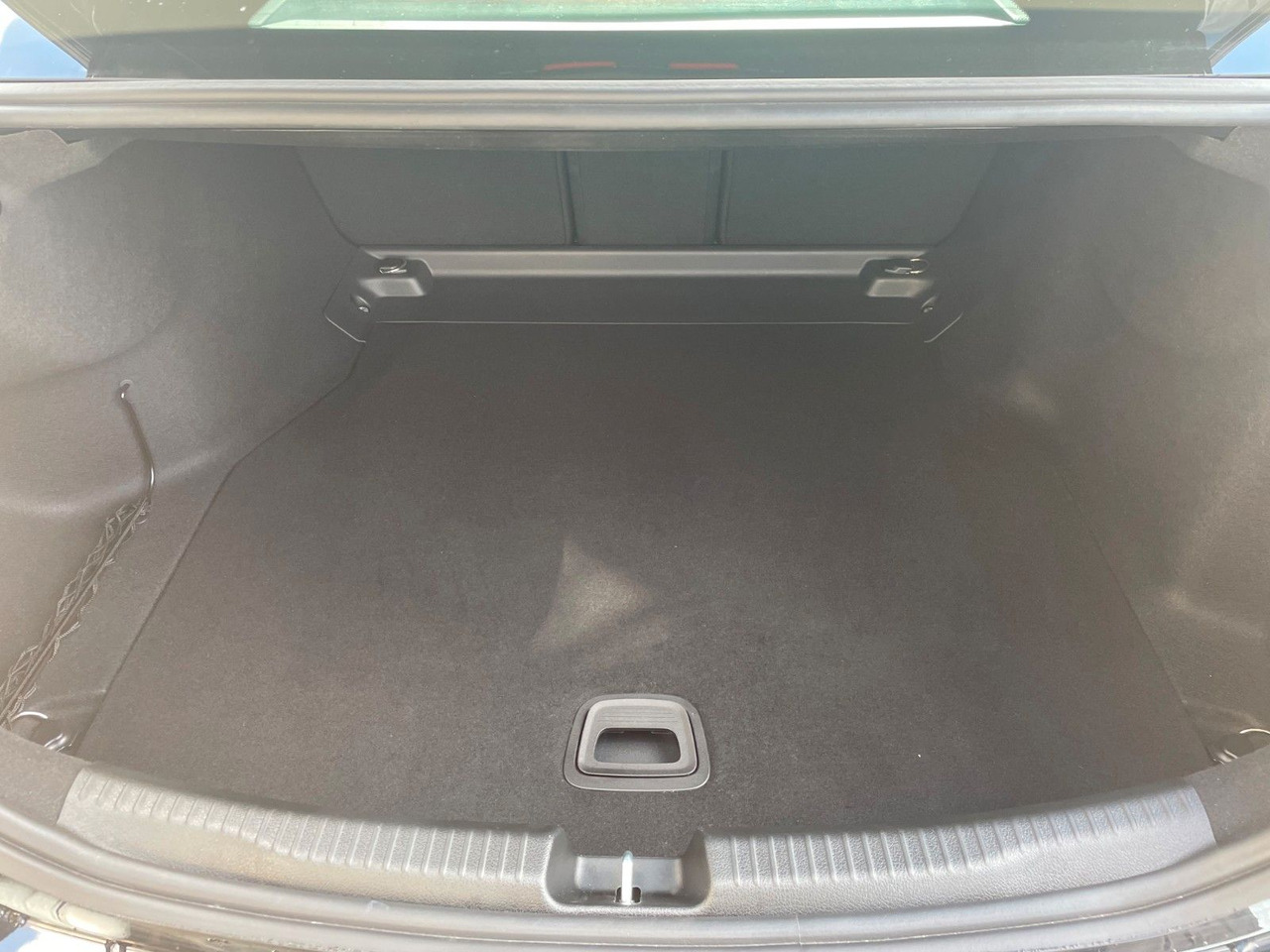 Berline Mercedes-Benz C 200 d AVANTGARDE 360°+TOTW+Carplay+Ambiente: photos 7 Berline Mercedes-Benz C 200 d AVANTGARDE 360°+TOTW+Carplay+Ambiente: photos 7