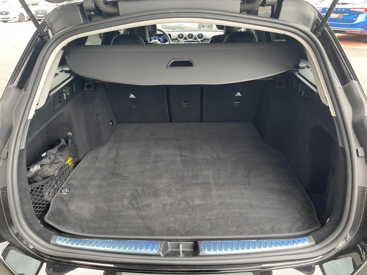 Mercedes-Benz C 200 d T AMG+Night+360°+Digital+Memory+Keyless - Voiture break: photos 5 Mercedes-Benz C 200 d T AMG+Night+360°+Digital+Memory+Keyless - Voiture break: photos 5