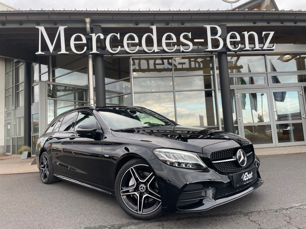 Mercedes-Benz C 220d NightEdition+AMG+Distr+SportfahrW+RFK - Voiture break: photos 1 Mercedes-Benz C 220d NightEdition+AMG+Distr+SportfahrW+RFK - Voiture break: photos 1