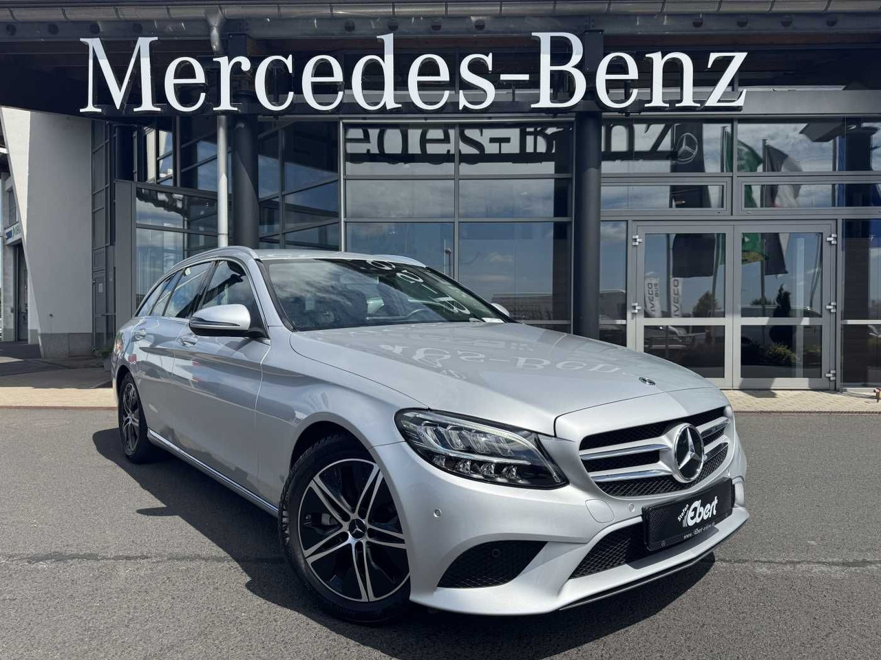 Mercedes-Benz C 220d T Avantgarde+RKamera+LED+TotW+SpurH - Voiture: photos 1 Mercedes-Benz C 220d T Avantgarde+RKamera+LED+TotW+SpurH - Voiture: photos 1