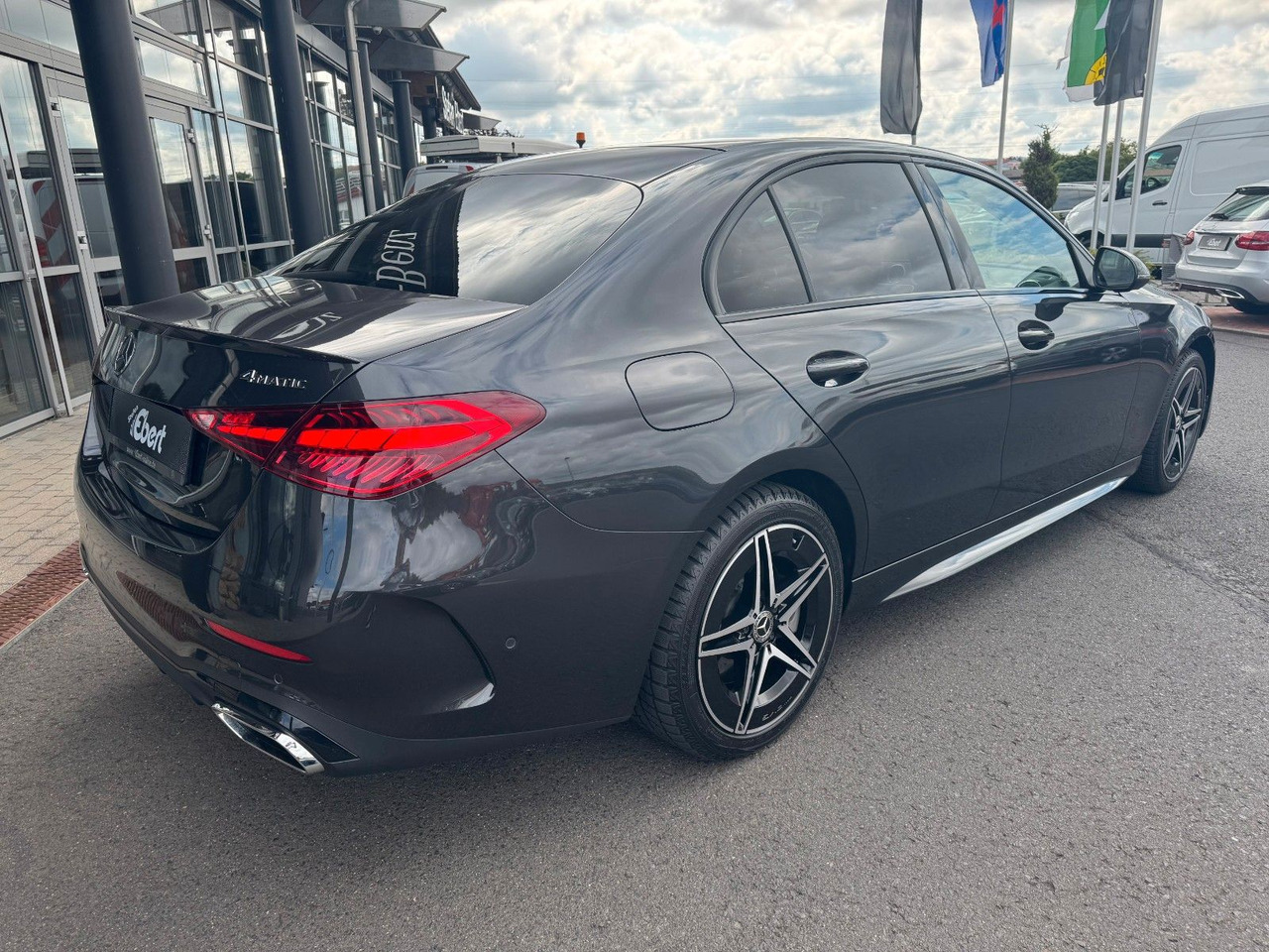 Mercedes-Benz C 400e 4M AMG+HUD+RFK+TotW+Ambiente+Night - Berline: photos 5 Mercedes-Benz C 400e 4M AMG+HUD+RFK+TotW+Ambiente+Night - Berline: photos 5