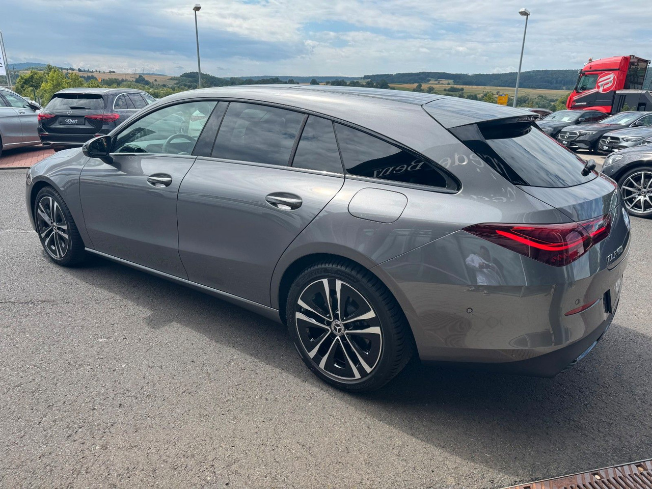 Mercedes-Benz CLA 180 Shooting Brake - Voiture break: photos 3 Mercedes-Benz CLA 180 Shooting Brake - Voiture break: photos 3