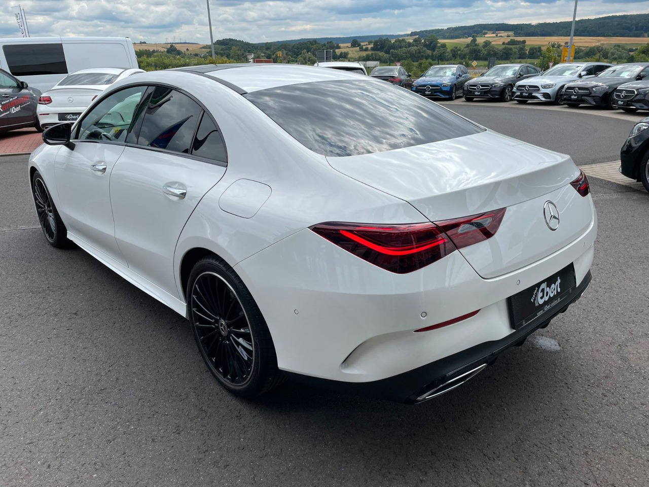 Mercedes-Benz CLA 200 AMG Pano+R-Kamera+19" - Voiture: photos 3 Mercedes-Benz CLA 200 AMG Pano+R-Kamera+19" - Voiture: photos 3