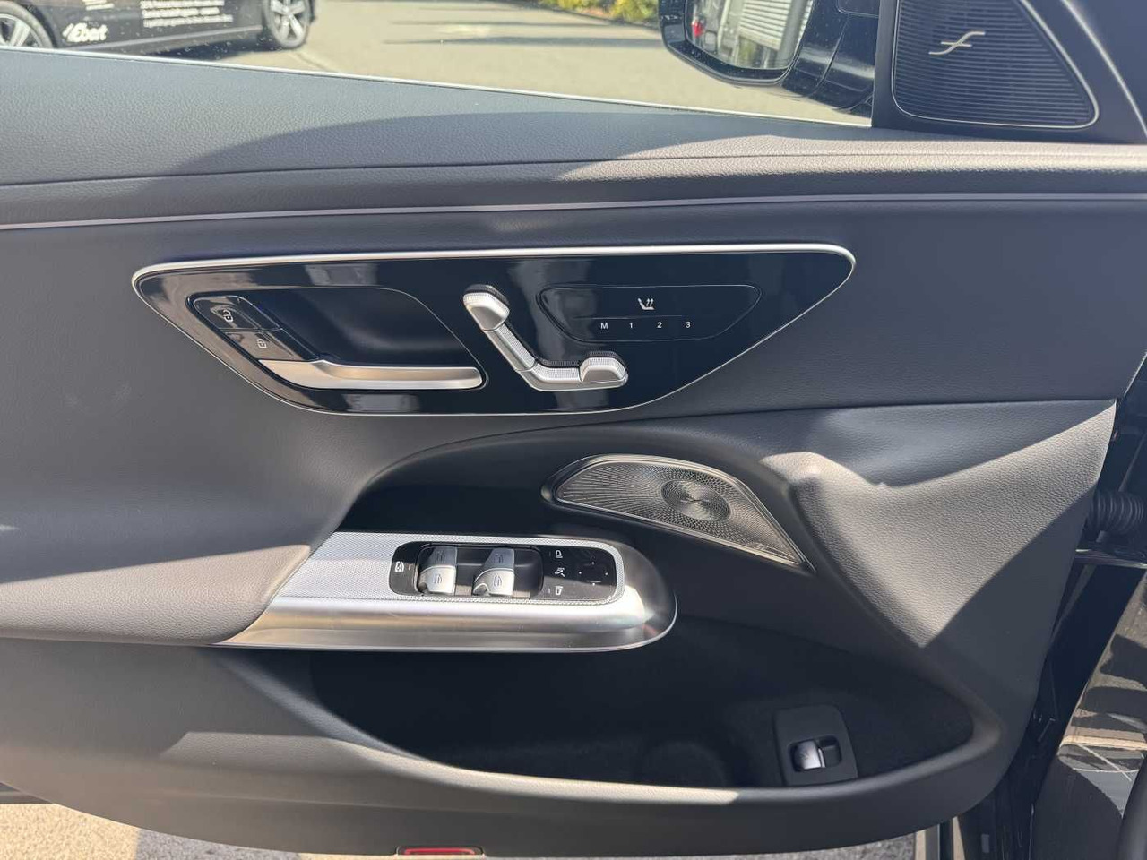 Voiture Mercedes-Benz E 300de T AHK+Burm4D+Distr+Memory+360: photos 9