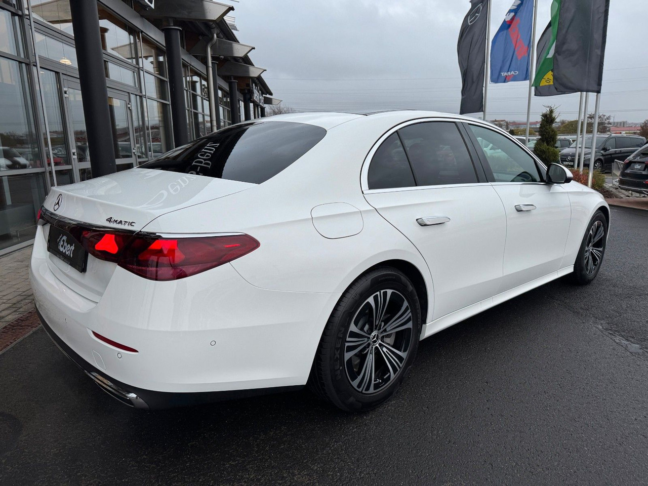 Mercedes-Benz E 450 4M Avantgarde+Pano+DistrPro+Digital+360 - Berline: photos 5 Mercedes-Benz E 450 4M Avantgarde+Pano+DistrPro+Digital+360 - Berline: photos 5