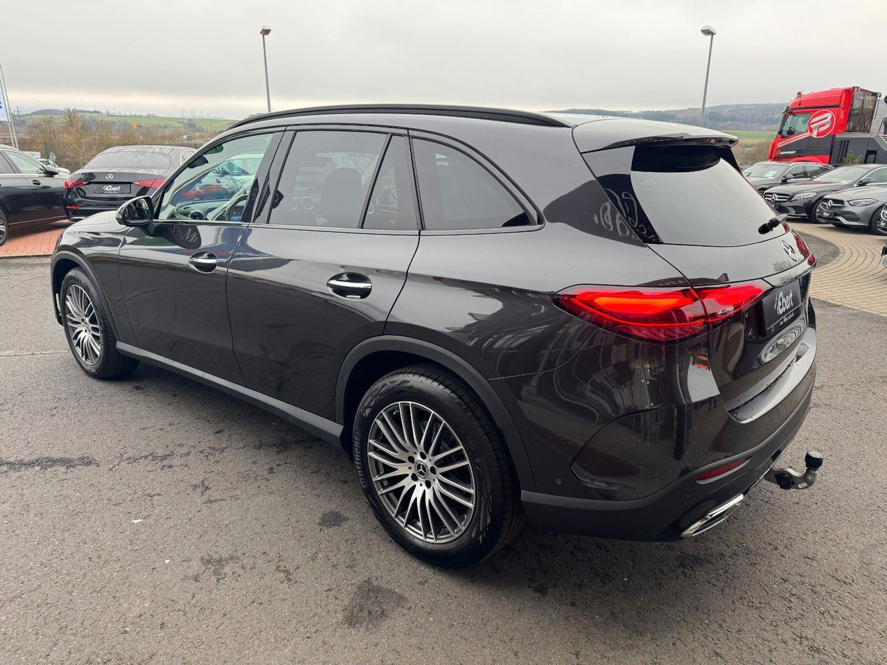 Mercedes-Benz GLC 220d 4M AMG+AHK+Burm+STH+360+Night - SUV: photos 3 Mercedes-Benz GLC 220d 4M AMG+AHK+Burm+STH+360+Night - SUV: photos 3