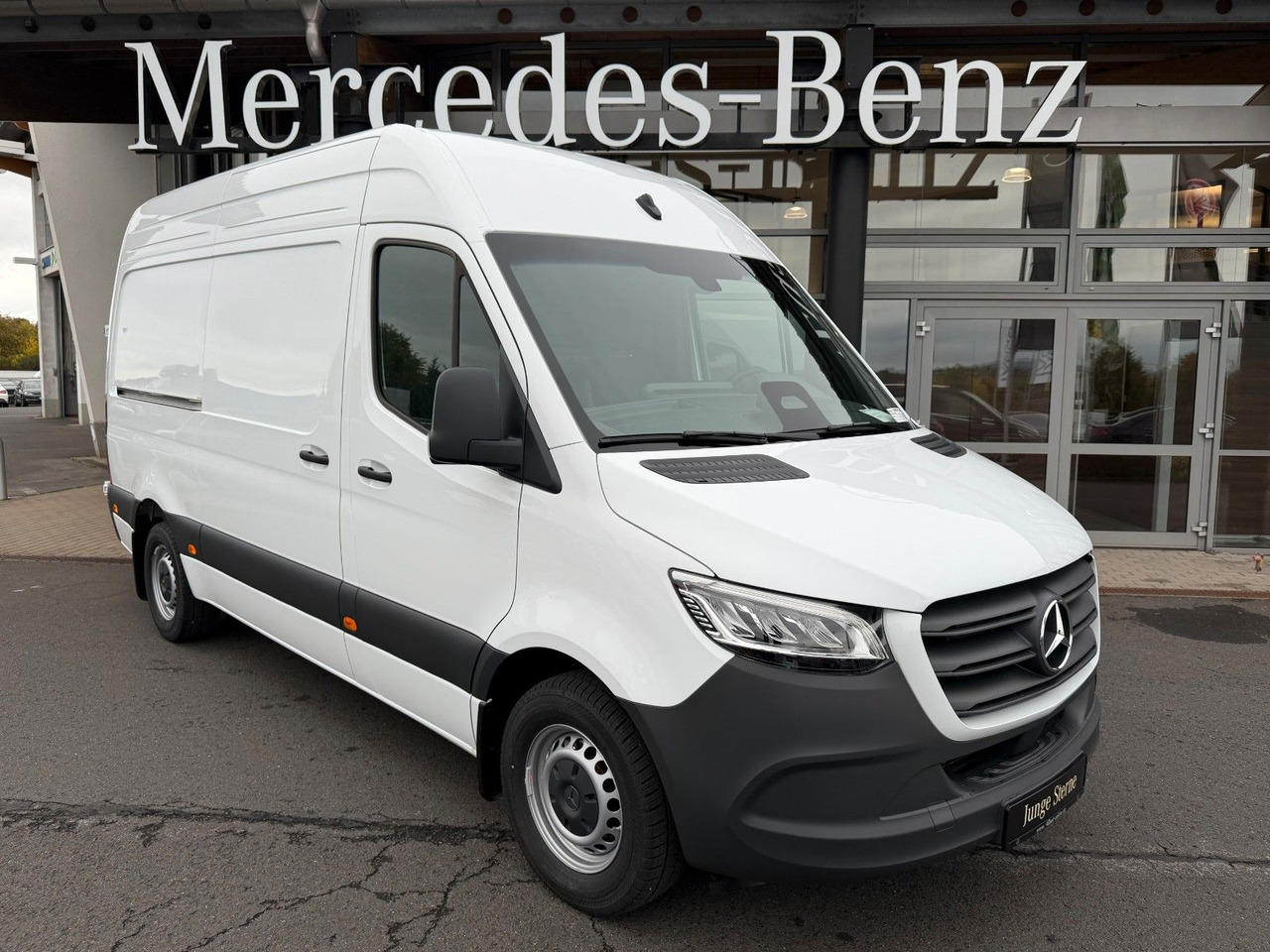 Mercedes-Benz Sprinter 317 CDI 3665 9G AHK3,5to Klima Schwing - Fourgon utilitaire: photos 1 Mercedes-Benz Sprinter 317 CDI 3665 9G AHK3,5to Klima Schwing - Fourgon utilitaire: photos 1