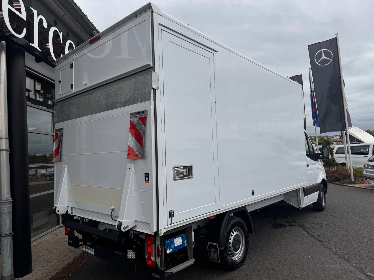 Mercedes-Benz Sprinter 317 CDI 4325 Koffer LBW Klima Kamera - Fourgon: photos 4 Mercedes-Benz Sprinter 317 CDI 4325 Koffer LBW Klima Kamera - Fourgon: photos 4