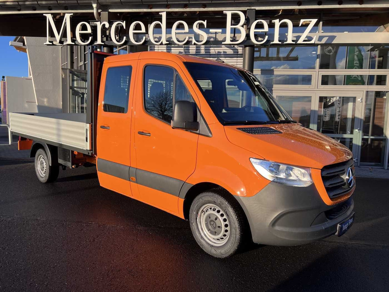 Mercedes-Benz Sprinter 317 CDI DoKa 4325 Klima MBUX Stdheiz - Véhicule utilitaire plateau baché, Utilitaire double cabine: photos 1 Mercedes-Benz Sprinter 317 CDI DoKa 4325 Klima MBUX Stdheiz - Véhicule utilitaire plateau baché, Utilitaire double cabine: photos 1
