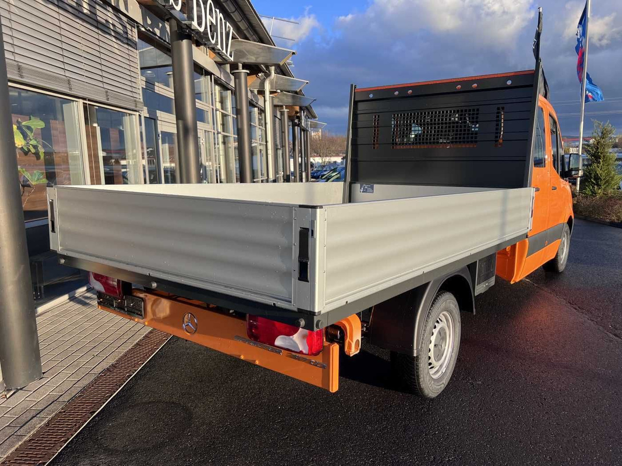 Mercedes-Benz Sprinter 317 CDI DoKa 4325 Klima MBUX Stdheiz - Véhicule utilitaire plateau baché, Utilitaire double cabine: photos 4 Mercedes-Benz Sprinter 317 CDI DoKa 4325 Klima MBUX Stdheiz - Véhicule utilitaire plateau baché, Utilitaire double cabine: photos 4