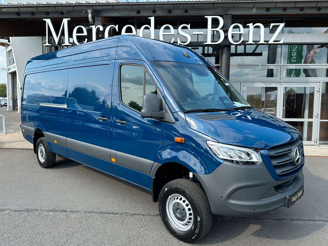 Mercedes-Benz Sprinter 319 CDI 4x4 4325 Klima LED MBUX Kamera - Fourgon utilitaire: photos 1 Mercedes-Benz Sprinter 319 CDI 4x4 4325 Klima LED MBUX Kamera - Fourgon utilitaire: photos 1