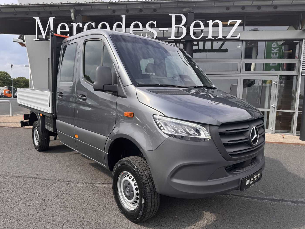 Mercedes-Benz Sprinter 319 CDI 4x4 DoKa AHK3,5 Klima Kamera - Véhicule utilitaire plateau baché, Utilitaire double cabine: photos 1 Mercedes-Benz Sprinter 319 CDI 4x4 DoKa AHK3,5 Klima Kamera - Véhicule utilitaire plateau baché, Utilitaire double cabine: photos 1