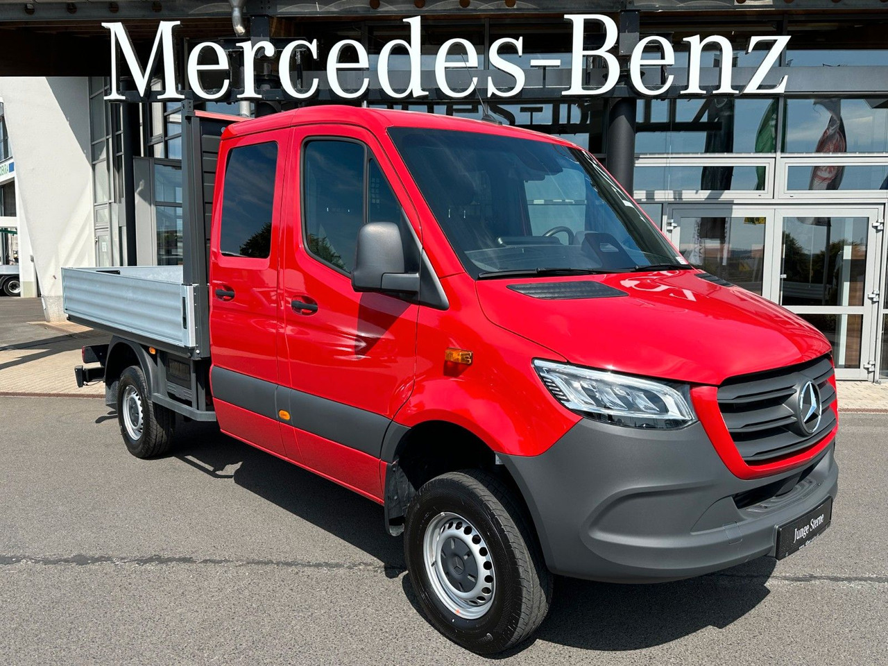 Mercedes-Benz Sprinter 319 CDI 4x4 DoKa Klima AHK3,5to - Fourgon plateau, Utilitaire double cabine: photos 1 Mercedes-Benz Sprinter 319 CDI 4x4 DoKa Klima AHK3,5to - Fourgon plateau, Utilitaire double cabine: photos 1