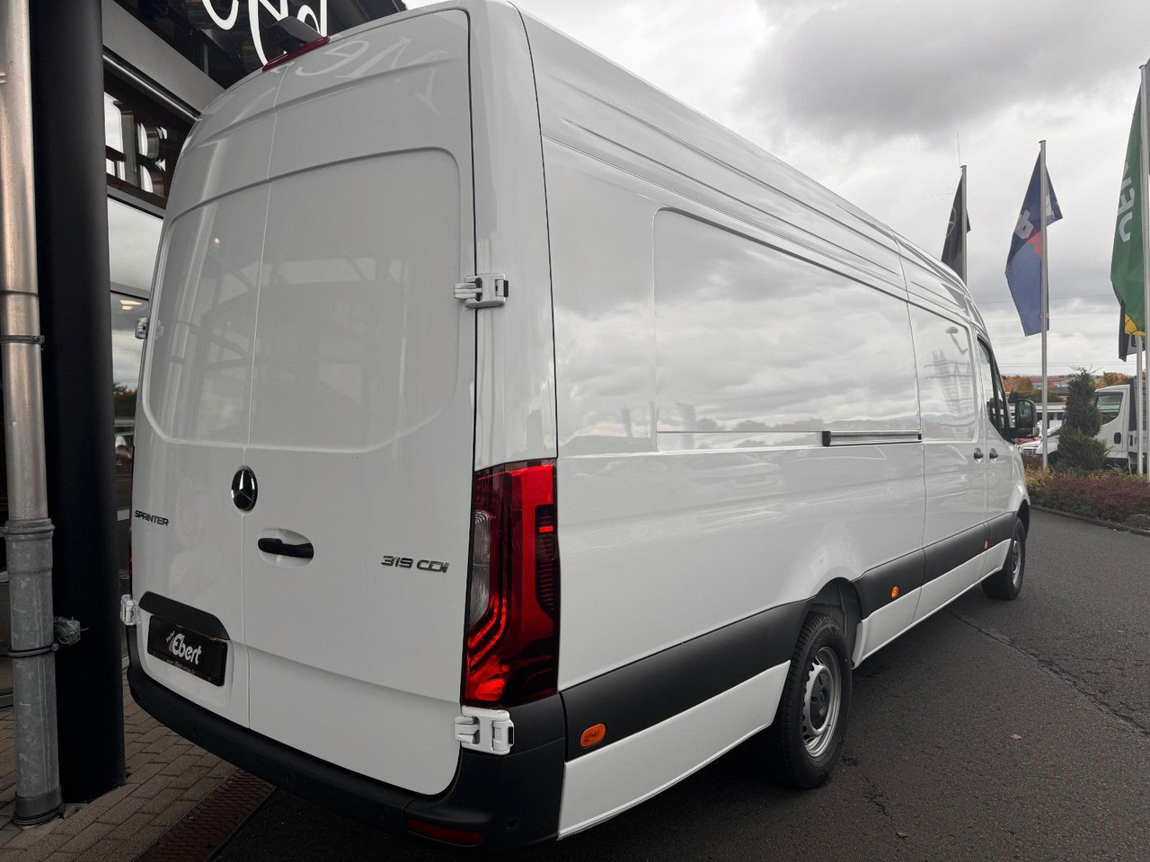 Mercedes-Benz Sprinter 319 CDI Extralang DISTRONIC Kamera LED - Fourgon utilitaire: photos 4 Mercedes-Benz Sprinter 319 CDI Extralang DISTRONIC Kamera LED - Fourgon utilitaire: photos 4