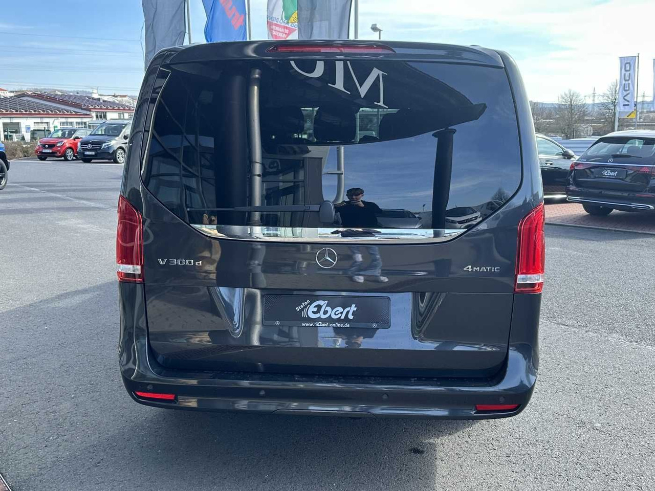 Mercedes-Benz V 300 d EDITION 4MATIC DISTRONIC AHK LED Kamera - Voiture: photos 5 Mercedes-Benz V 300 d EDITION 4MATIC DISTRONIC AHK LED Kamera - Voiture: photos 5