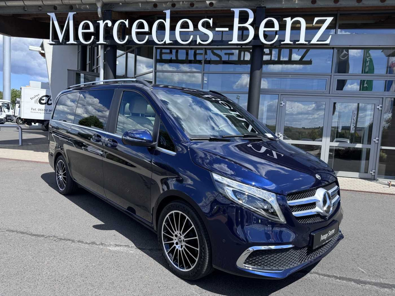 Mercedes-Benz V 300 d EXCLUSIVE EDITION DISTONIC Stdh Panorama - Transport de personnes: photos 1 Mercedes-Benz V 300 d EXCLUSIVE EDITION DISTONIC Stdh Panorama - Transport de personnes: photos 1