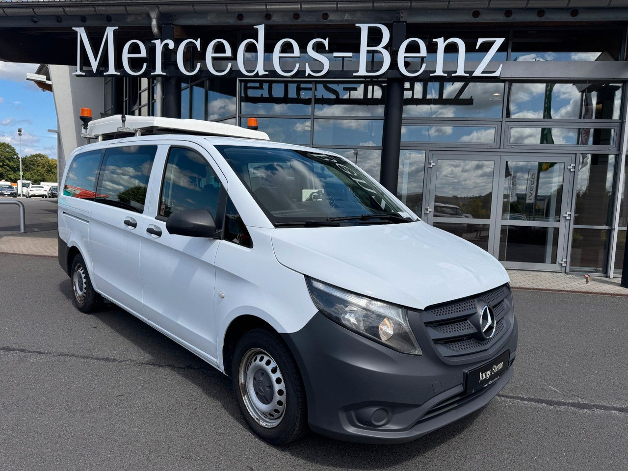 Mercedes-Benz Vito 111 CDI Tourer Begleitfahrzeug BF3+ / WVZ - Transport de personnes: photos 2 Mercedes-Benz Vito 111 CDI Tourer Begleitfahrzeug BF3+ / WVZ - Transport de personnes: photos 2