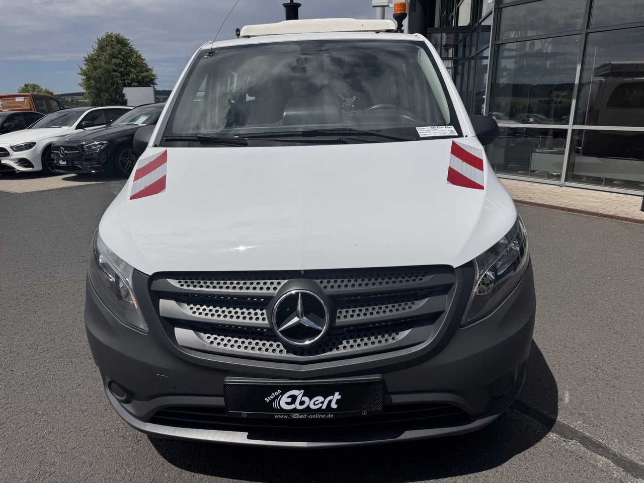 Mercedes-Benz Vito 111 CDI Tourer Begleitfahrzeug BF3+ / WVZ - Transport de personnes: photos 4 Mercedes-Benz Vito 111 CDI Tourer Begleitfahrzeug BF3+ / WVZ - Transport de personnes: photos 4