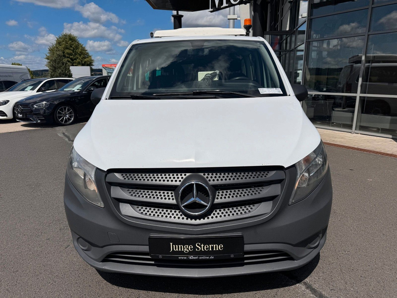 Mercedes-Benz Vito 111 CDI Tourer Begleitfahrzeug BF3+ / WVZ - Transport de personnes: photos 3 Mercedes-Benz Vito 111 CDI Tourer Begleitfahrzeug BF3+ / WVZ - Transport de personnes: photos 3