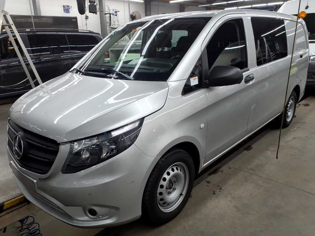 Mercedes-Benz Vito 114 CDI Mixto Regal AHK Klima PARKTRONIC - Fourgonnette: photos 1 Mercedes-Benz Vito 114 CDI Mixto Regal AHK Klima PARKTRONIC - Fourgonnette: photos 1