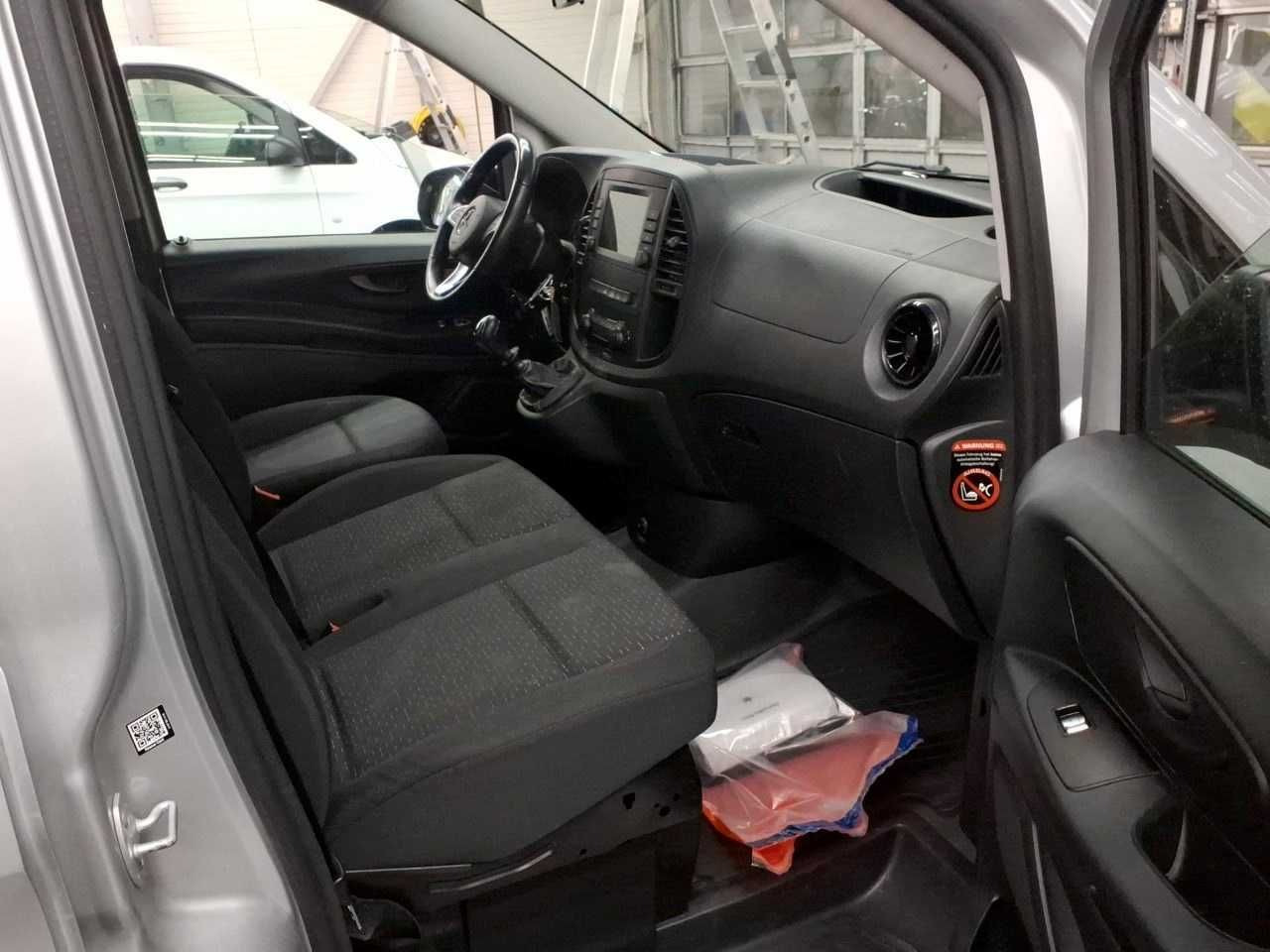 Mercedes-Benz Vito 114 CDI Mixto Regal AHK Klima PARKTRONIC - Transport de personnes: photos 5 Mercedes-Benz Vito 114 CDI Mixto Regal AHK Klima PARKTRONIC - Transport de personnes: photos 5