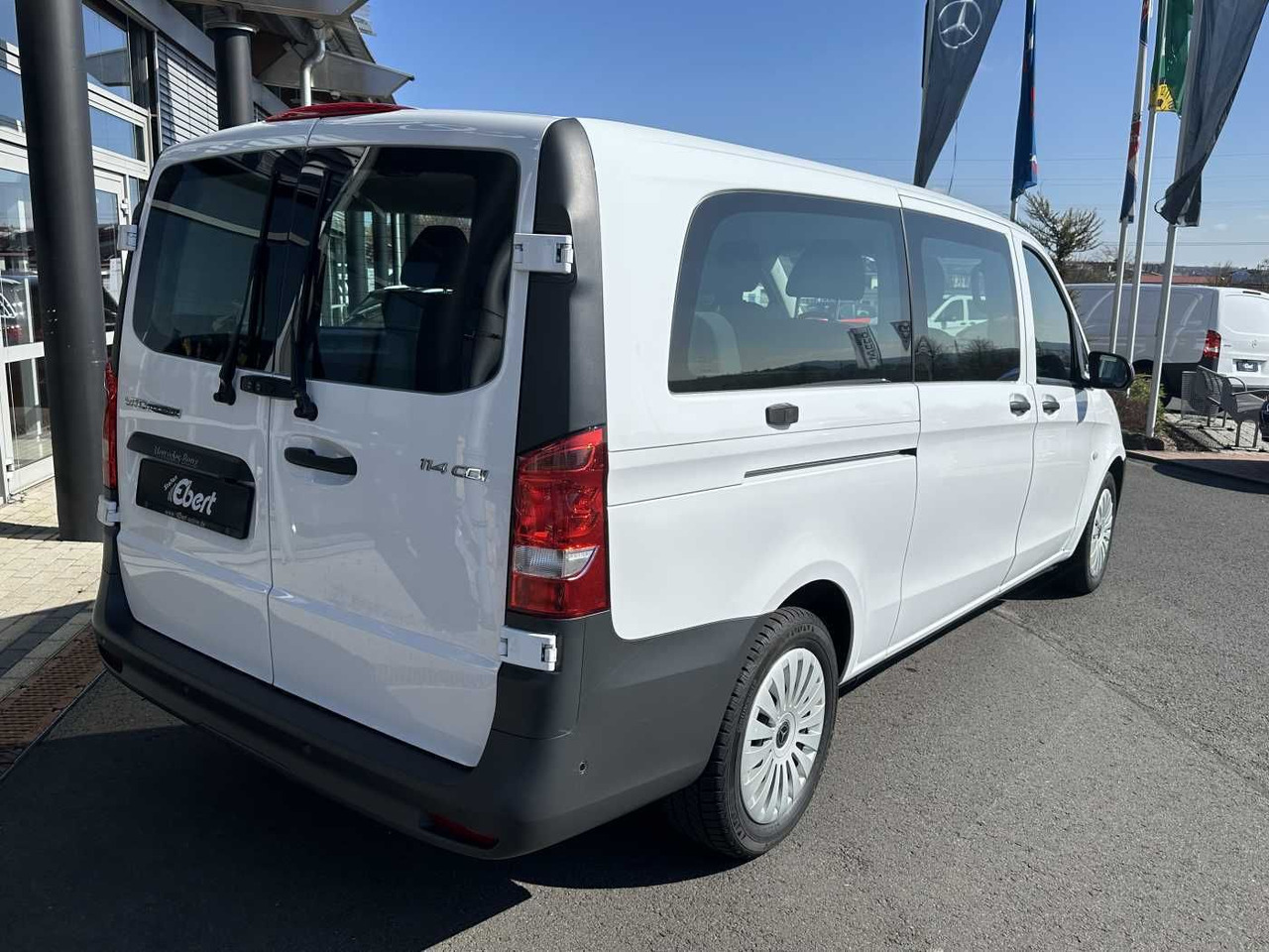 Mercedes-Benz Vito 114 CDI Tourer 8Sitze Klima Audio40 Kamera - Voiture: photos 4 Mercedes-Benz Vito 114 CDI Tourer 8Sitze Klima Audio40 Kamera - Voiture: photos 4