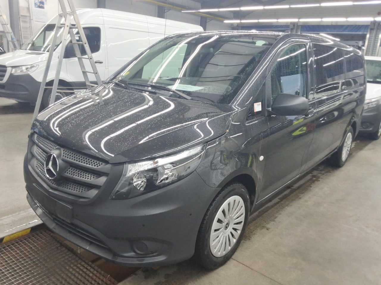 Mercedes-Benz Vito 116 CDI Tourer 2xKlima AHK Kamera Audio40 - Transport de personnes: photos 1 Mercedes-Benz Vito 116 CDI Tourer 2xKlima AHK Kamera Audio40 - Transport de personnes: photos 1