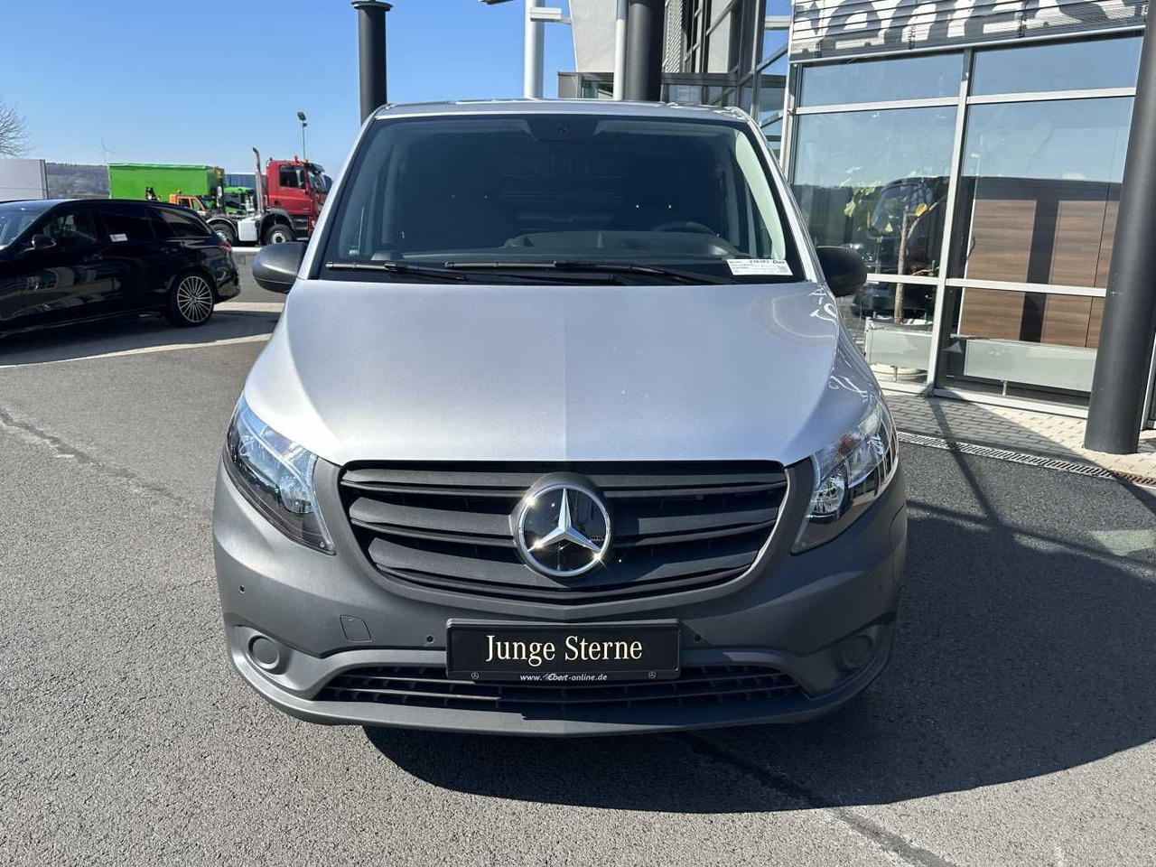 Mercedes-Benz eVito 112 Audio 30 Sitzheizung Kamera Tempomat - Fourgonnette, Utilitaire électrique: photos 2 Mercedes-Benz eVito 112 Audio 30 Sitzheizung Kamera Tempomat - Fourgonnette, Utilitaire électrique: photos 2