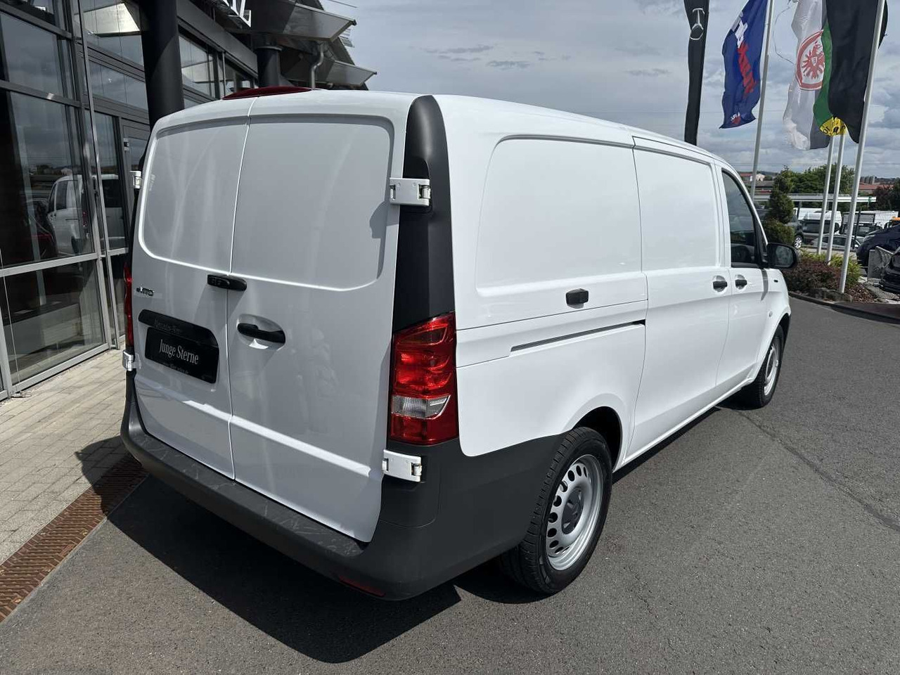 Mercedes-Benz eVito 112 Klima Kamera Navi SHZ Tempomat - Fourgonnette, Utilitaire électrique: photos 4 Mercedes-Benz eVito 112 Klima Kamera Navi SHZ Tempomat - Fourgonnette, Utilitaire électrique: photos 4