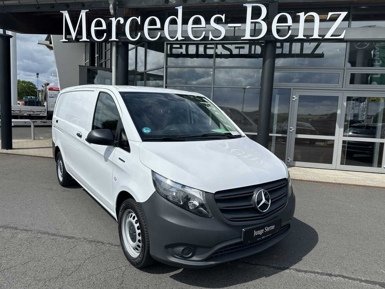 Mercedes-Benz eVito 112 Klima Kamera Navi SHZ Tempomat - Fourgonnette, Utilitaire électrique: photos 1 Mercedes-Benz eVito 112 Klima Kamera Navi SHZ Tempomat - Fourgonnette, Utilitaire électrique: photos 1