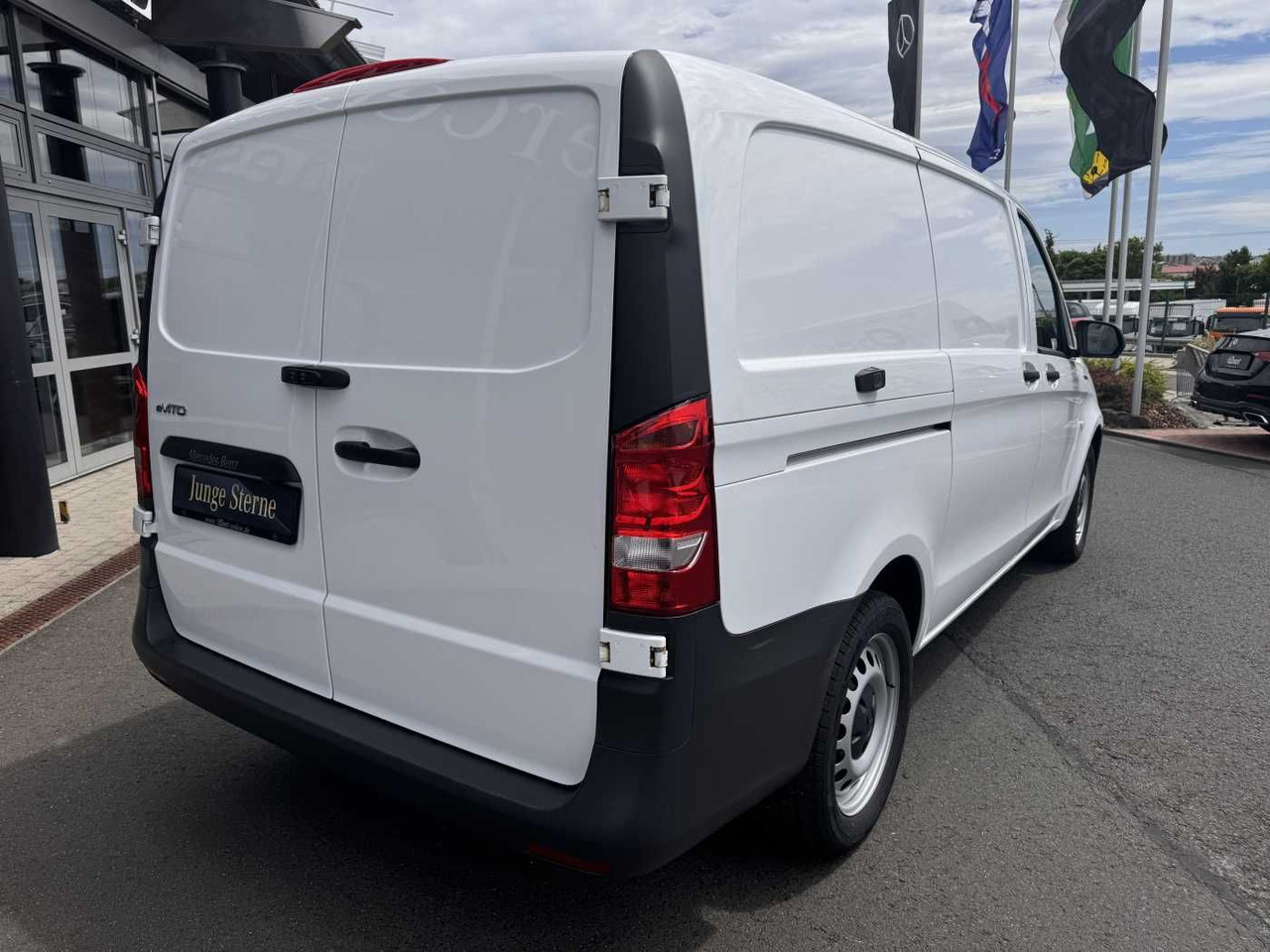 Mercedes-Benz eVito 112 Klima Kamera Navi SHZ Tempomat - Fourgonnette, Utilitaire électrique: photos 4 Mercedes-Benz eVito 112 Klima Kamera Navi SHZ Tempomat - Fourgonnette, Utilitaire électrique: photos 4