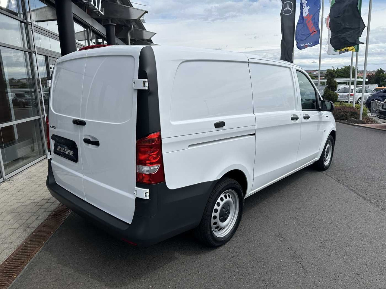 Mercedes-Benz eVito 112 Klima Kamera Navi SHZ Tempomat - Fourgonnette, Utilitaire électrique: photos 4 Mercedes-Benz eVito 112 Klima Kamera Navi SHZ Tempomat - Fourgonnette, Utilitaire électrique: photos 4