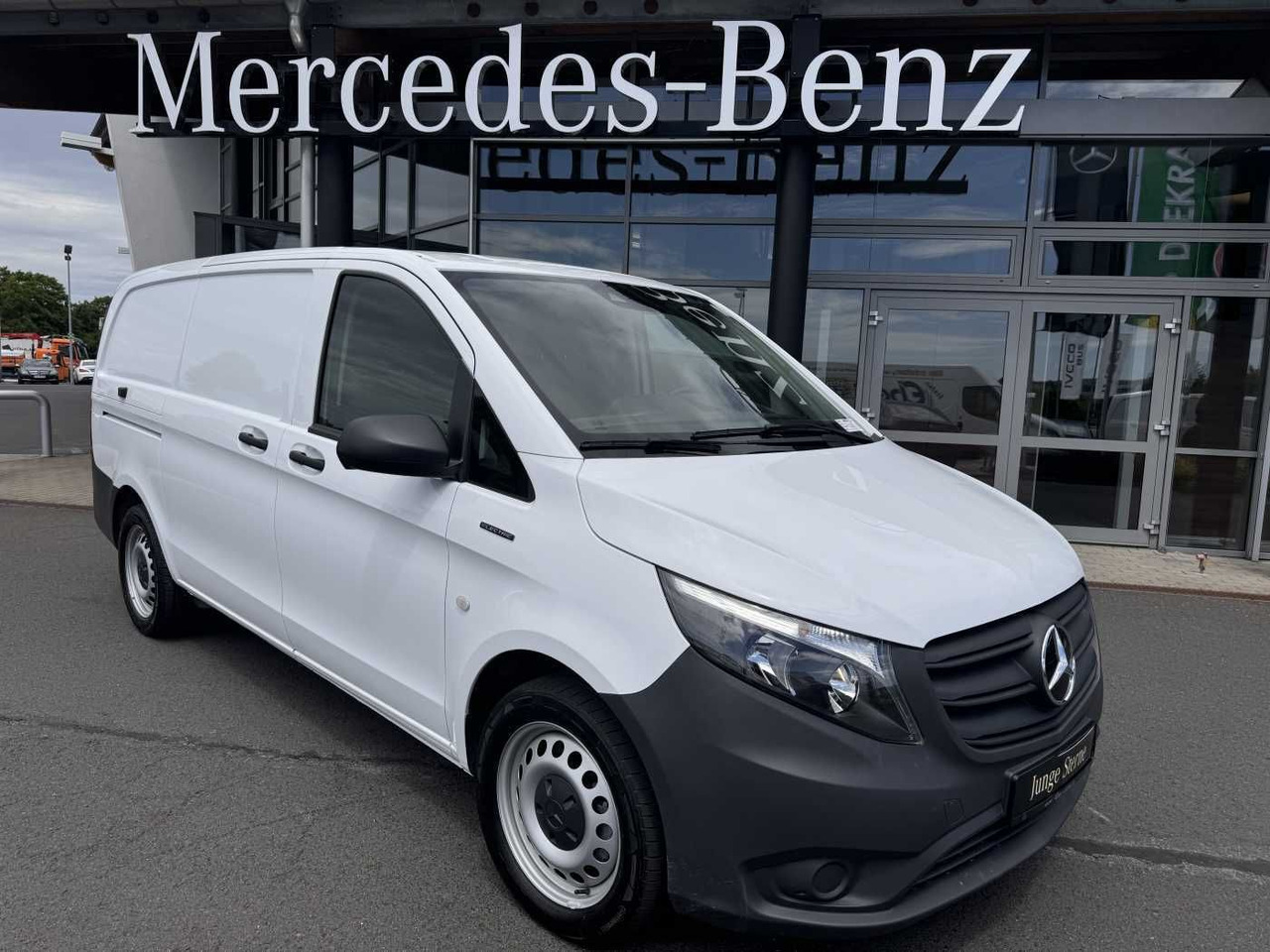 Mercedes-Benz eVito 112 Klima Kamera Navi SHZ Tempomat - Fourgonnette, Utilitaire électrique: photos 1 Mercedes-Benz eVito 112 Klima Kamera Navi SHZ Tempomat - Fourgonnette, Utilitaire électrique: photos 1