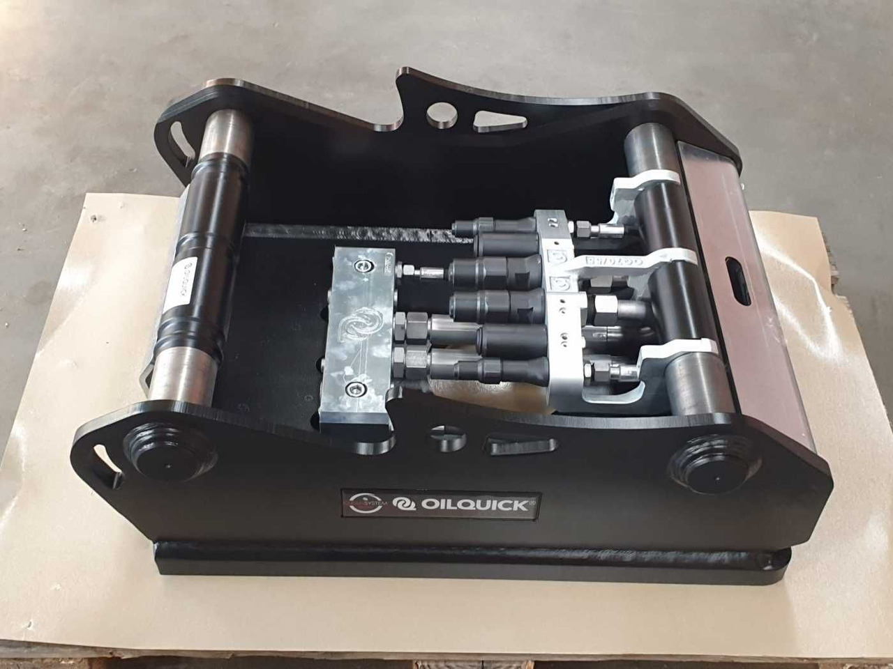 OilQuick OQ70/55 Adapterplatte für Westtech NEU - Attache rapide: photos 1 OilQuick OQ70/55 Adapterplatte für Westtech NEU - Attache rapide: photos 1