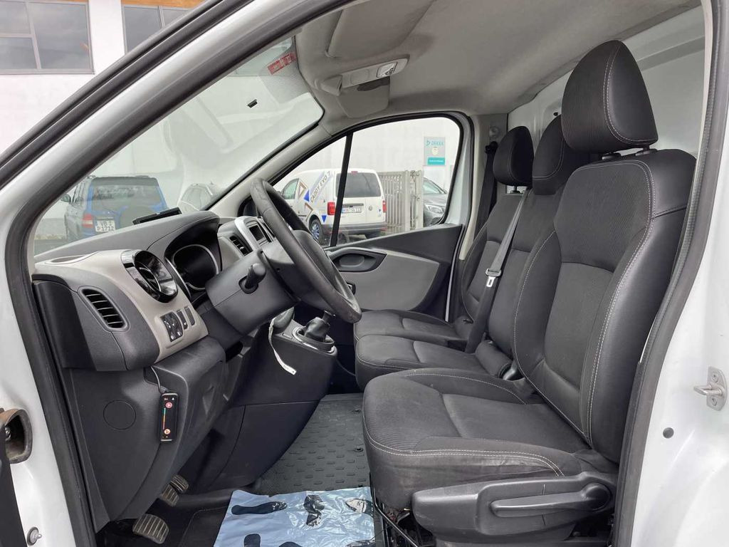 Crédit-bail Renault Trafic dCi 120 L1H1 / France Elavateur 091F 9m  Renault Trafic dCi 120 L1H1 / France Elavateur 091F 9m: photos 11 Crédit-bail Renault Trafic dCi 120 L1H1 / France Elavateur 091F 9m  Renault Trafic dCi 120 L1H1 / France Elavateur 091F 9m: photos 11