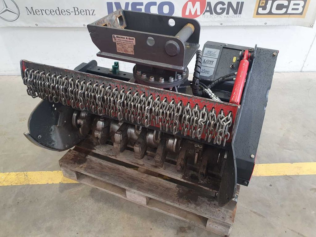 Seppi M. MINI-BMS 105 / 5-10to Forstmulcher DEMO - Broyeur forestier: photos 2 Seppi M. MINI-BMS 105 / 5-10to Forstmulcher DEMO - Broyeur forestier: photos 2