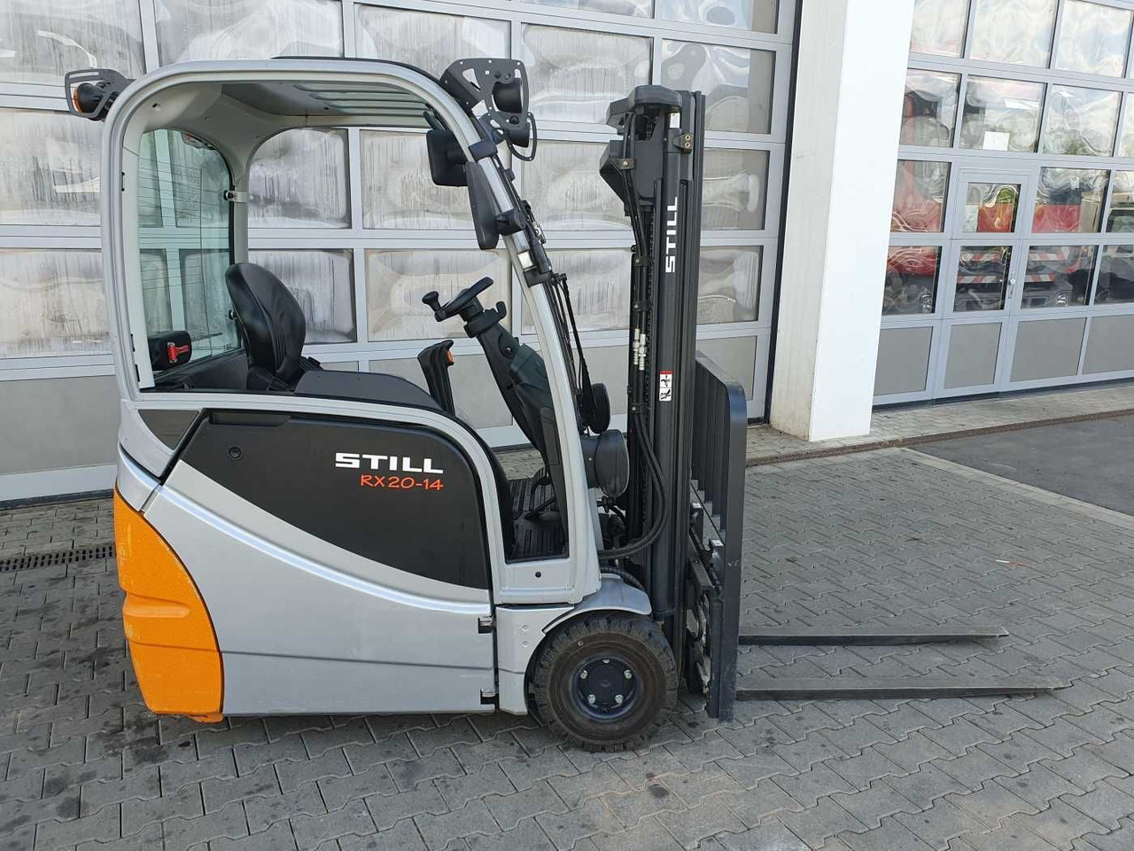 Still RX20-14 / 2025 / Triplex: 4.30m! / 751h! / SS - Chariot élévateur électrique: photos 2 Still RX20-14 / 2025 / Triplex: 4.30m! / 751h! / SS - Chariot élévateur électrique: photos 2