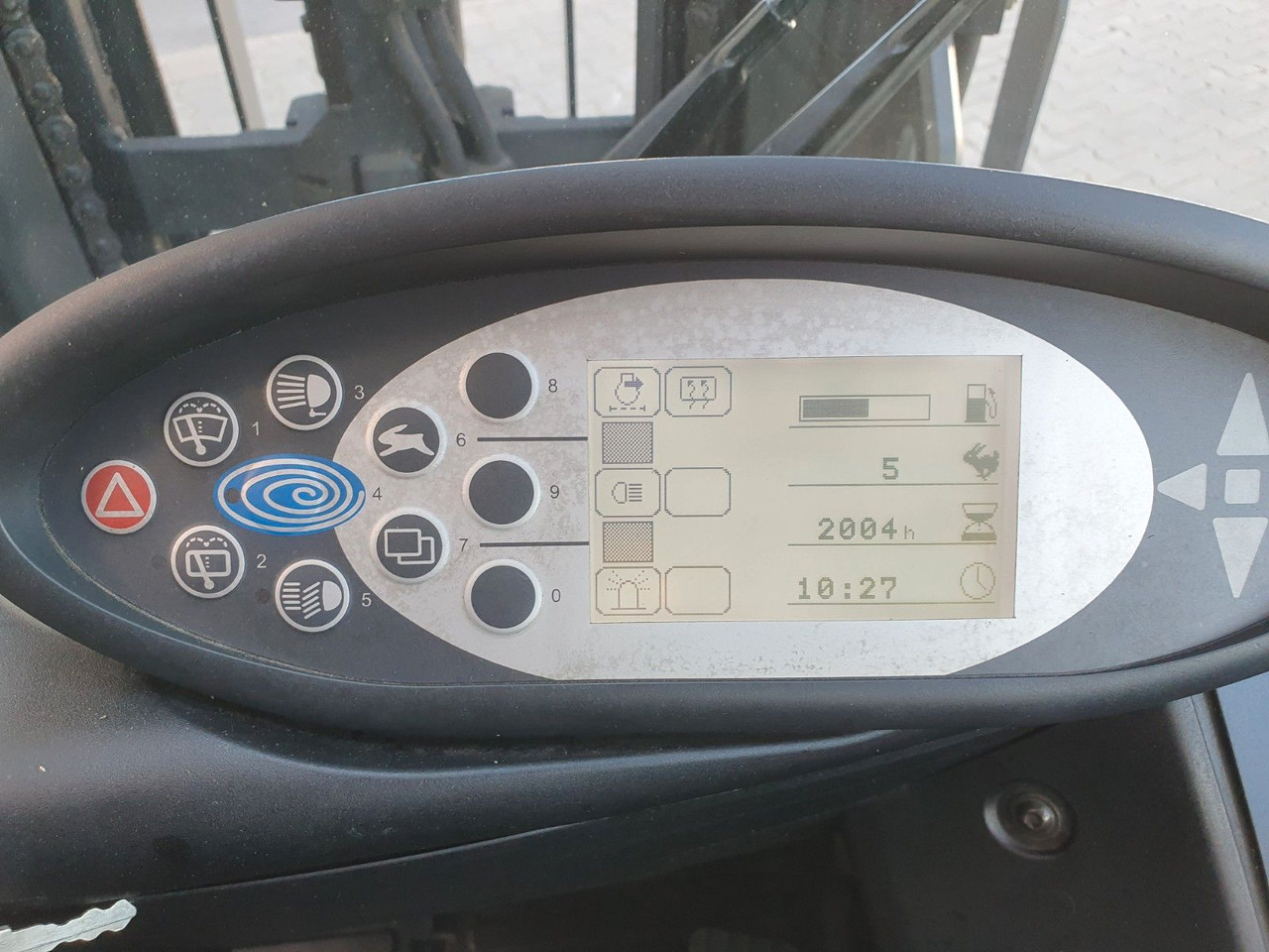 Chariot élévateur diesel Still RX70-35 / Triplex: 4.80m / nur 2.004h! / Klima: photos 19 Chariot élévateur diesel Still RX70-35 / Triplex: 4.80m / nur 2.004h! / Klima: photos 19