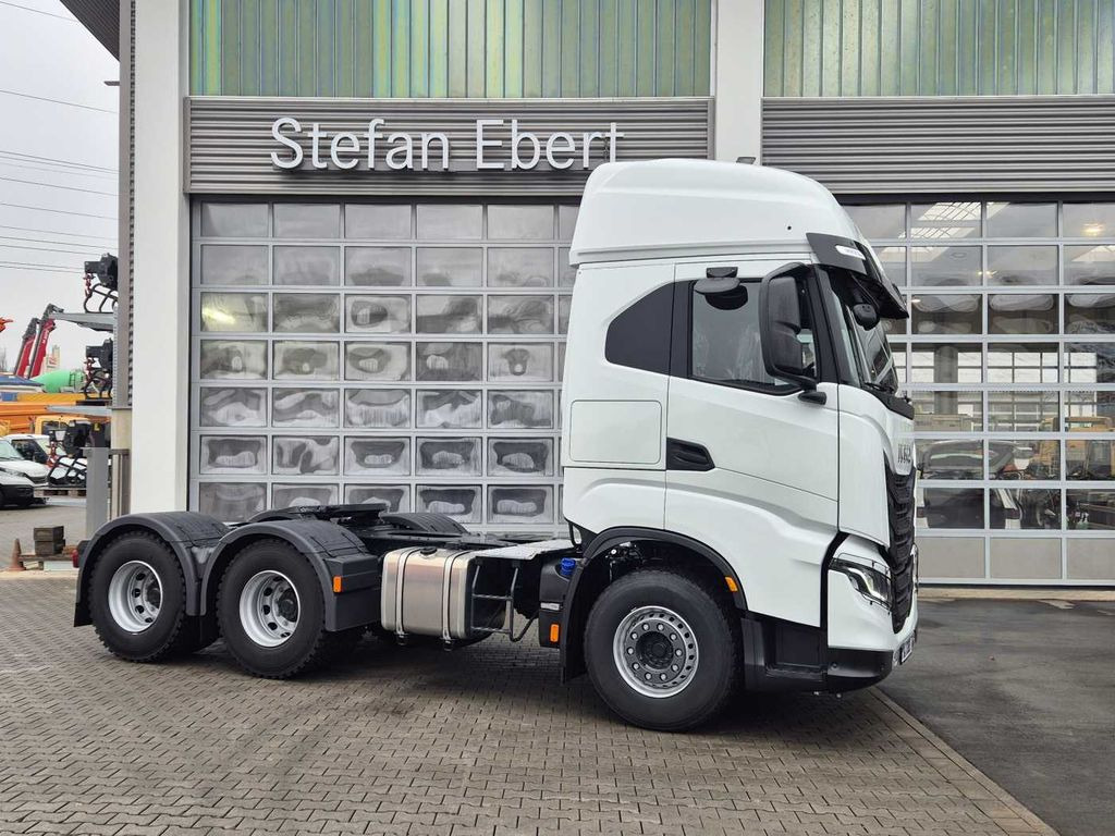 Iveco X-Way AS440X57TZ/P ON+ 6x4 Intarder 2xBett - Tracteur routier: photos 4 Iveco X-Way AS440X57TZ/P ON+ 6x4 Intarder 2xBett - Tracteur routier: photos 4