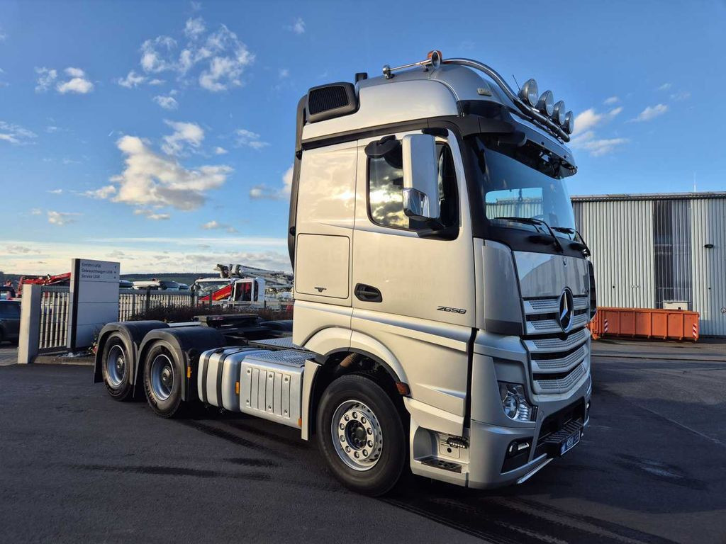 Mercedes-Benz Actros 2658 LS 6x4 Turbo Retarder 120t BigSpace - Tracteur routier: photos 4 Mercedes-Benz Actros 2658 LS 6x4 Turbo Retarder 120t BigSpace - Tracteur routier: photos 4