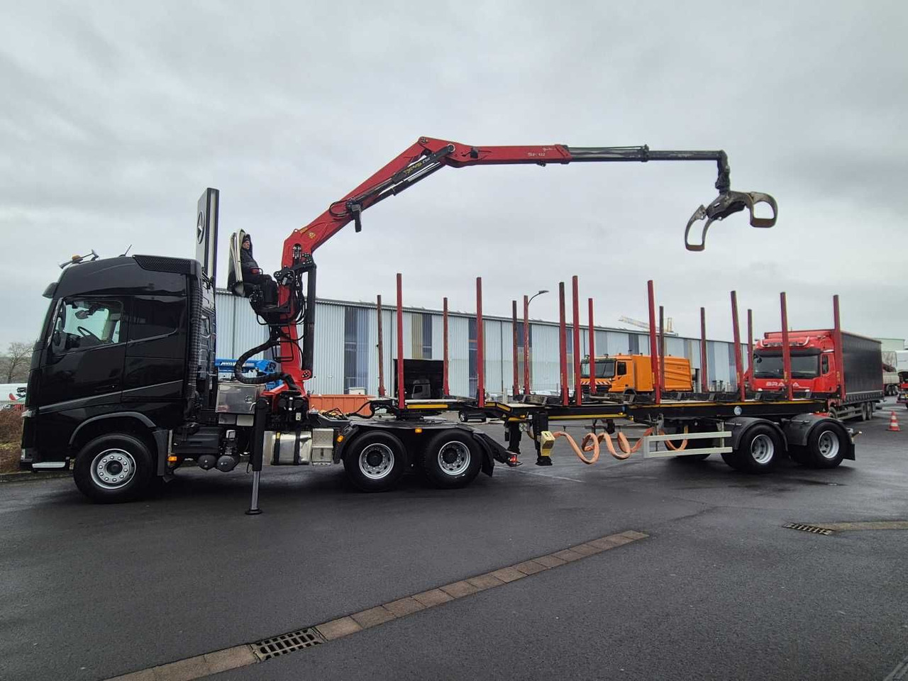 Volvo FH 540 6x4 Palfinger S260Z96 Doll Teleskop-Langh - Camion grumier: photos 4 Volvo FH 540 6x4 Palfinger S260Z96 Doll Teleskop-Langh - Camion grumier: photos 4