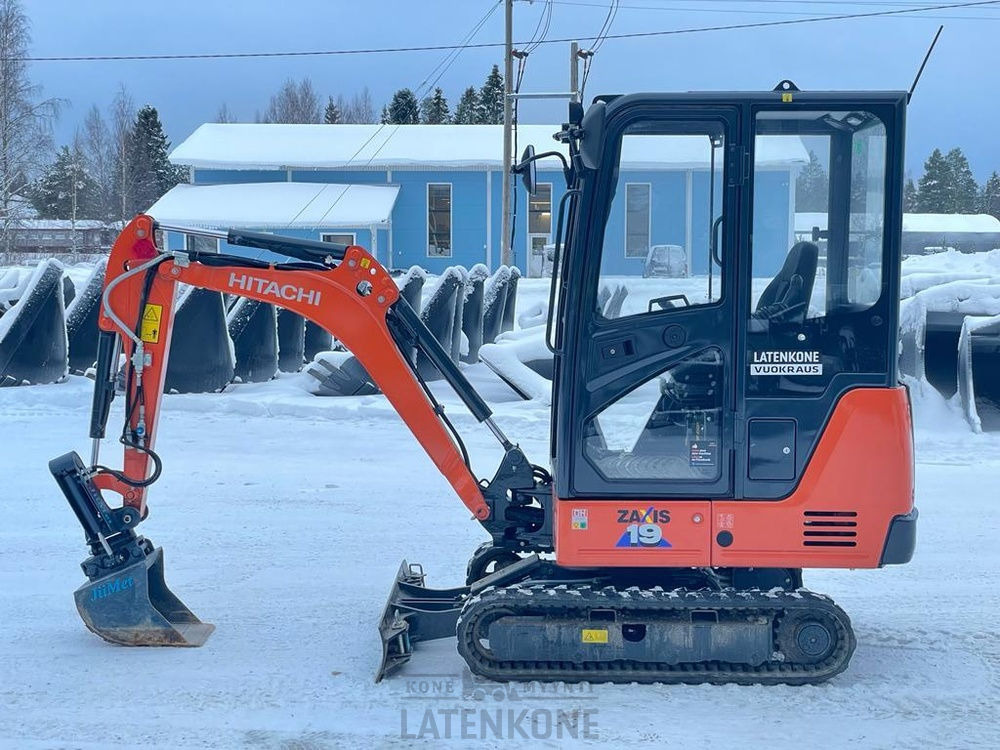 Hitachi ZX 19-6 kaivinkone - Pelle sur chenille: photos 5 Hitachi ZX 19-6 kaivinkone - Pelle sur chenille: photos 5