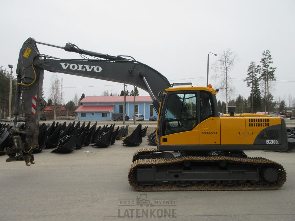 Volvo EC210CL kaivinkone - Pelle sur chenille: photos 5 Volvo EC210CL kaivinkone - Pelle sur chenille: photos 5