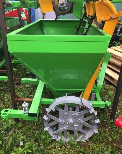 Bomet two-row potato planter Gemini S239 - Planteuse de pommes de terre: photos 2 Bomet two-row potato planter Gemini S239 - Planteuse de pommes de terre: photos 2